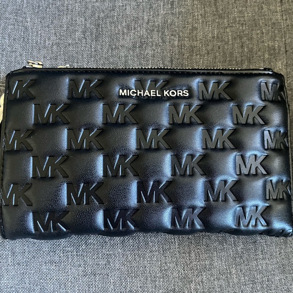 NEW! NWT MICHAEL KORS Double Zip MK Logo Wristlet Wallet Black - Picture 1 of 7